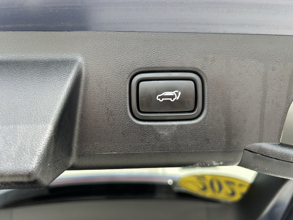Certified 2025 Hyundai Tucson Limited AWD/4WD image 16