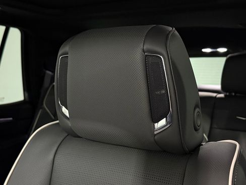 New 2025 Cadillac Escalade Premium Luxury w/ Touring Package image 22