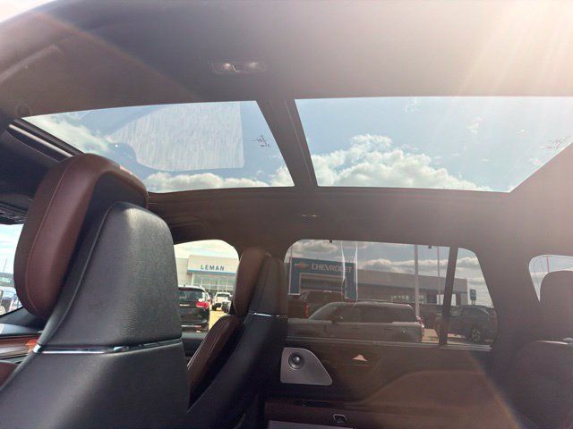 Used 2020 Lincoln Aviator Reserve w/ Equipment Group 202A AWD/4WD image 9