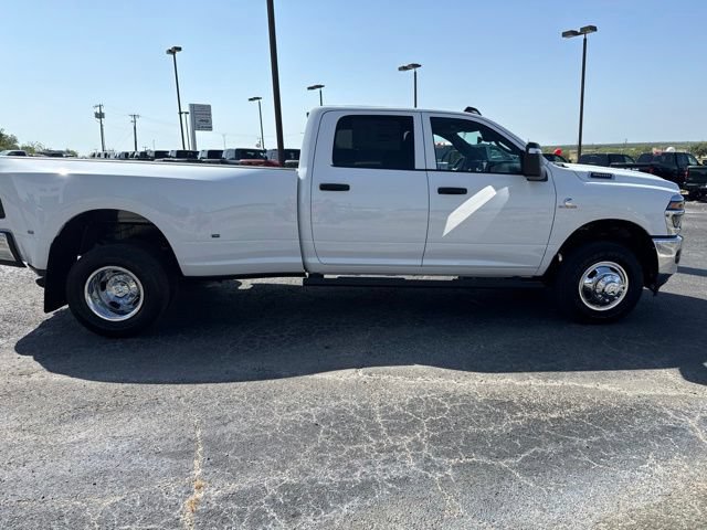 New 2026 RAM 3500 Tradesman AWD/4WD image 6