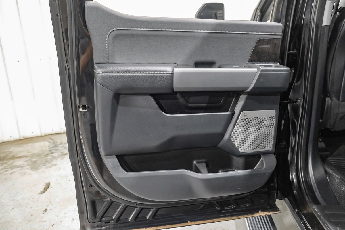 Used 2023 Ford F350 Lariat w/ FX4 Off-Road Package AWD/4WD image 45
