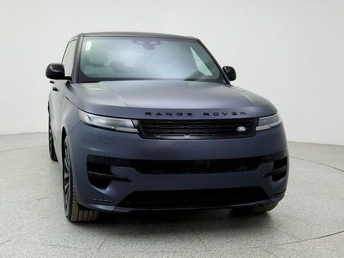 New 2026 Land Rover Range Rover Sport Dynamic SE image 2
