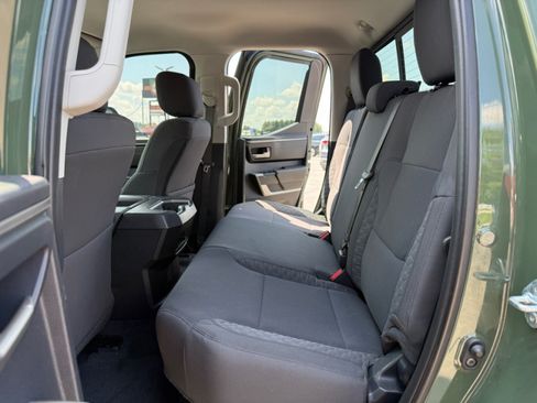 Used 2022 Toyota Tundra SR AWD/4WD image 28