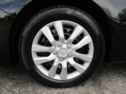 Used 2019 Subaru Impreza 2.0i w/ Eyesight image 13