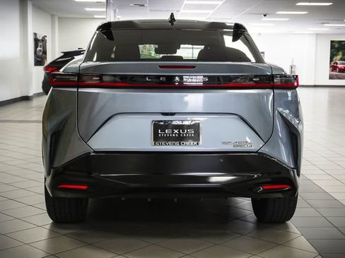 Certified 2023 Lexus RZ 450e Premium w/ Technology Package AWD/4WD image 7