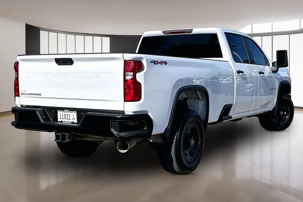 Used 2025 Chevrolet Silverado 3500 W/T AWD/4WD image 2