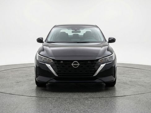 Used 2025 Nissan Sentra S FWD image 2
