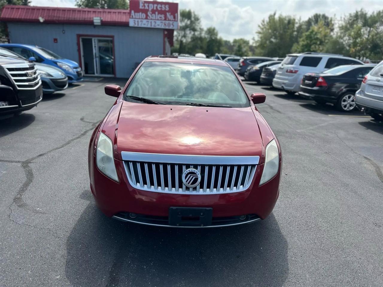 Used 2010 Mercury Milan Premier FWD image 2