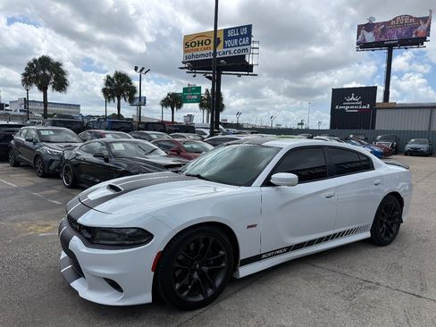Used 2020 Dodge Charger Scat Pack RWD image 10