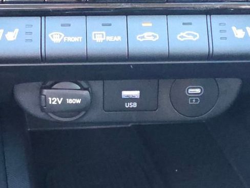 New 2025 Hyundai Elantra Limited w/ Cargo Package image 9