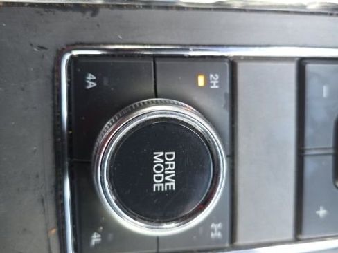 Used 2020 Ford Expedition XLT w/ Equipment Group 202A image 25