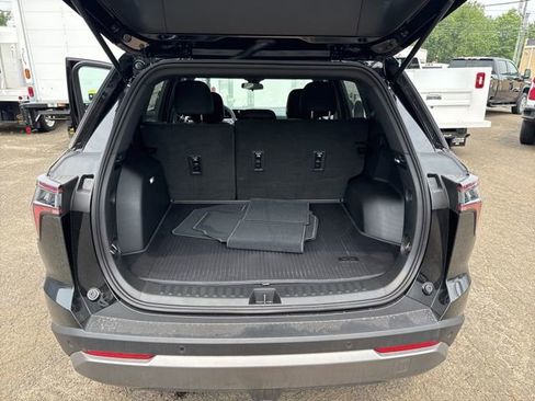 New 2026 Chevrolet Equinox LT w/ LPO, Floor Liner Package AWD/4WD image 15