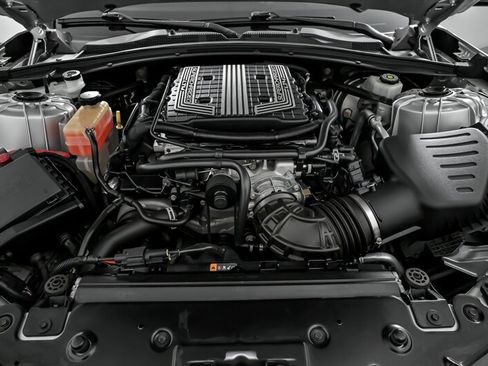 Used 2018 Chevrolet Camaro ZL1 image 14