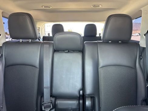 Used 2020 Dodge Journey Crossroad w/ Rear Seat Video Group I FWD image 23