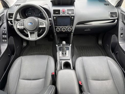 Used 2018 Subaru Forester 2.5i Touring w/ Popular Package #3B image 10