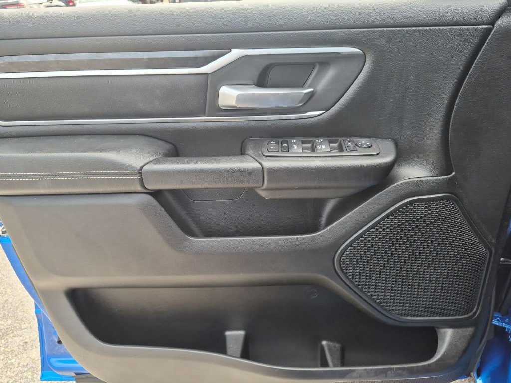 Used 2023 RAM 1500 Big Horn AWD/4WD image 32