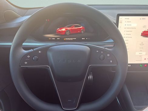 Used 2021 Tesla Model S Plaid AWD/4WD image 15