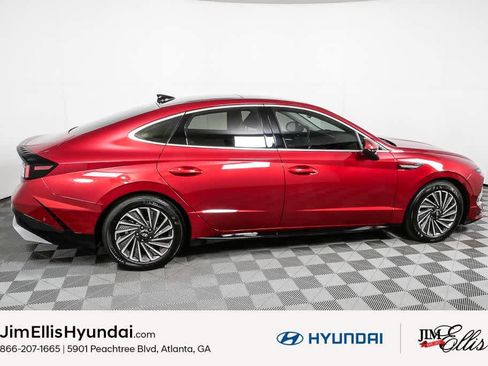 New 2025 Hyundai Sonata Limited FWD image 5