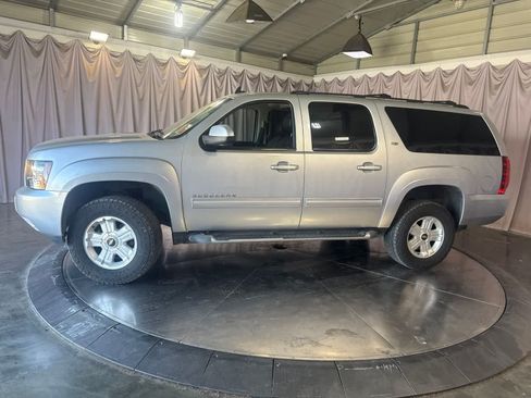 Used 2013 Chevrolet Suburban LT AWD/4WD image 8