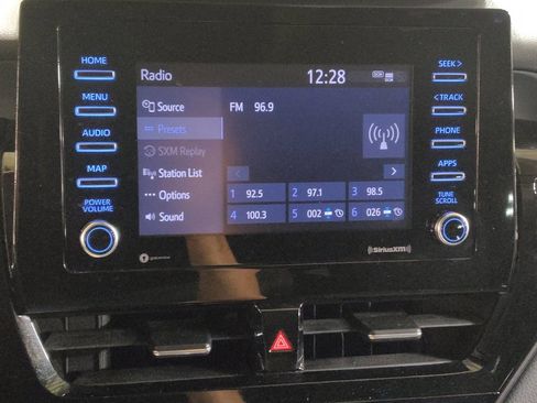 Used 2021 Toyota Camry LE image 25