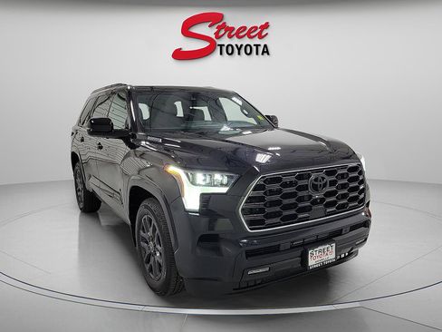 Certified 2024 Toyota Sequoia Platinum image 5