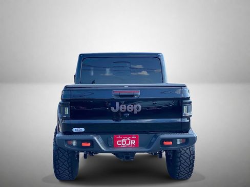 Used 2023 Jeep Gladiator Mojave w/ Cold Weather Group AWD/4WD image 4