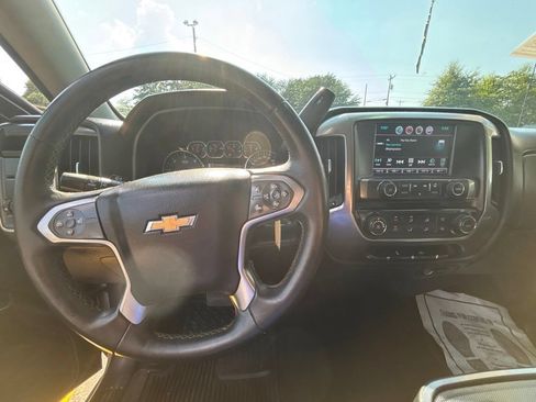 Used 2018 Chevrolet Silverado 1500 LT RWD image 14