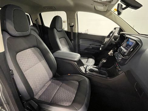 Used 2022 Chevrolet Colorado Z71 image 25