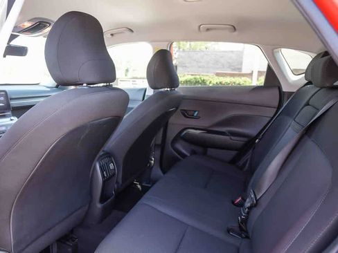 Used 2024 Hyundai Kona SEL image 18