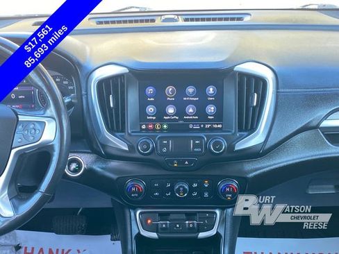 Used 2022 GMC Terrain SLT w/ LPO, Floor Liner Package image 22