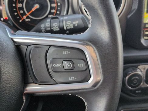 Used 2023 Jeep Wrangler Unlimited Rubicon AWD/4WD image 25
