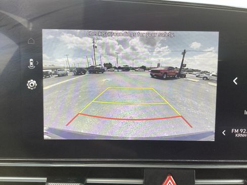 Used 2024 Hyundai Elantra SEL FWD image 20