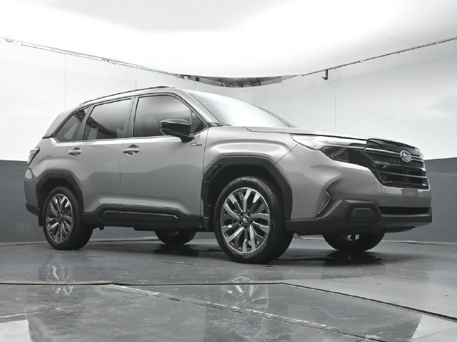 Used 2025 Subaru Forester Touring w/ Touring Package AWD/4WD image 45