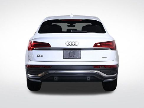 Used 2025 Audi Q5 2.0T Premium Plus w/ Premium Plus Package image 4