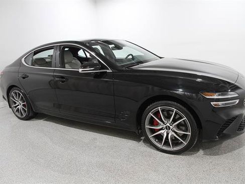 Certified 2025 Genesis G70 2.5T image 1