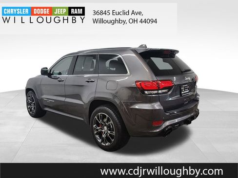 Used 2015 Jeep Grand Cherokee SRT w/ Luxury Group II AWD/4WD image 6
