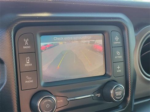 Used 2021 Jeep Wrangler Unlimited Sport image 7