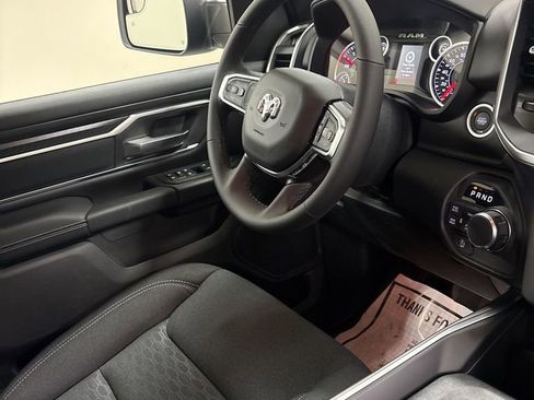 New 2026 RAM 1500 4x4 Crew Cab image 21