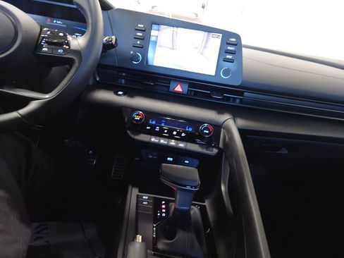 Certified 2026 Hyundai Elantra Sport FWD image 19