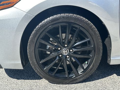 Used 2023 Toyota Camry XSE image 11