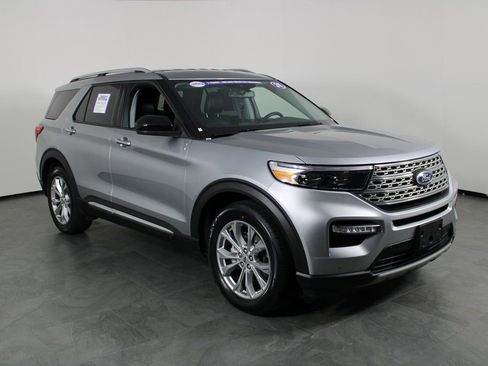 Used 2024 Ford Explorer Limited image 12