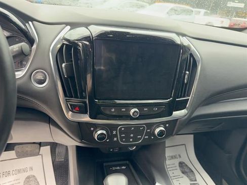 Used 2022 Chevrolet Traverse High Country w/ LPO, Floor Liner Package AWD/4WD image 21