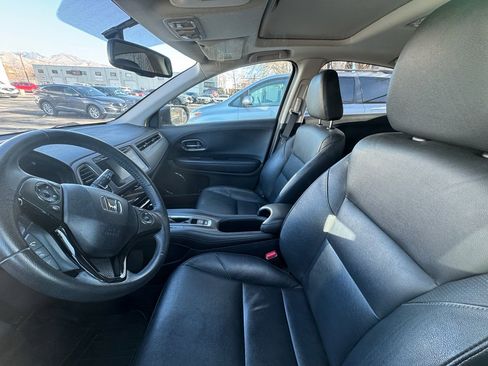 Used 2016 Honda HR-V EX-L image 2