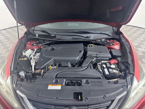 Used 2017 Nissan Altima 2.5 SV FWD image 39