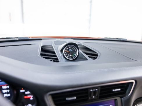 Used 2016 Porsche 911 GT3 RS image 41