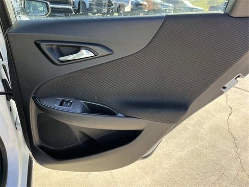 Used 2024 Chevrolet Malibu LT image 22