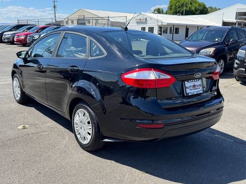 Used 2017 Ford Fiesta S FWD image 3