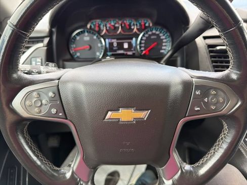 Used 2020 Chevrolet Tahoe Premier AWD/4WD image 32