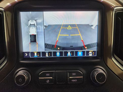 Used 2021 Chevrolet Silverado 2500 High Country w/ Z71 Off-Road Package image 14