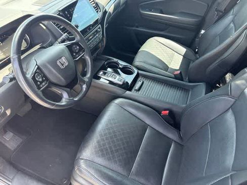 Used 2023 Honda Passport Elite image 9